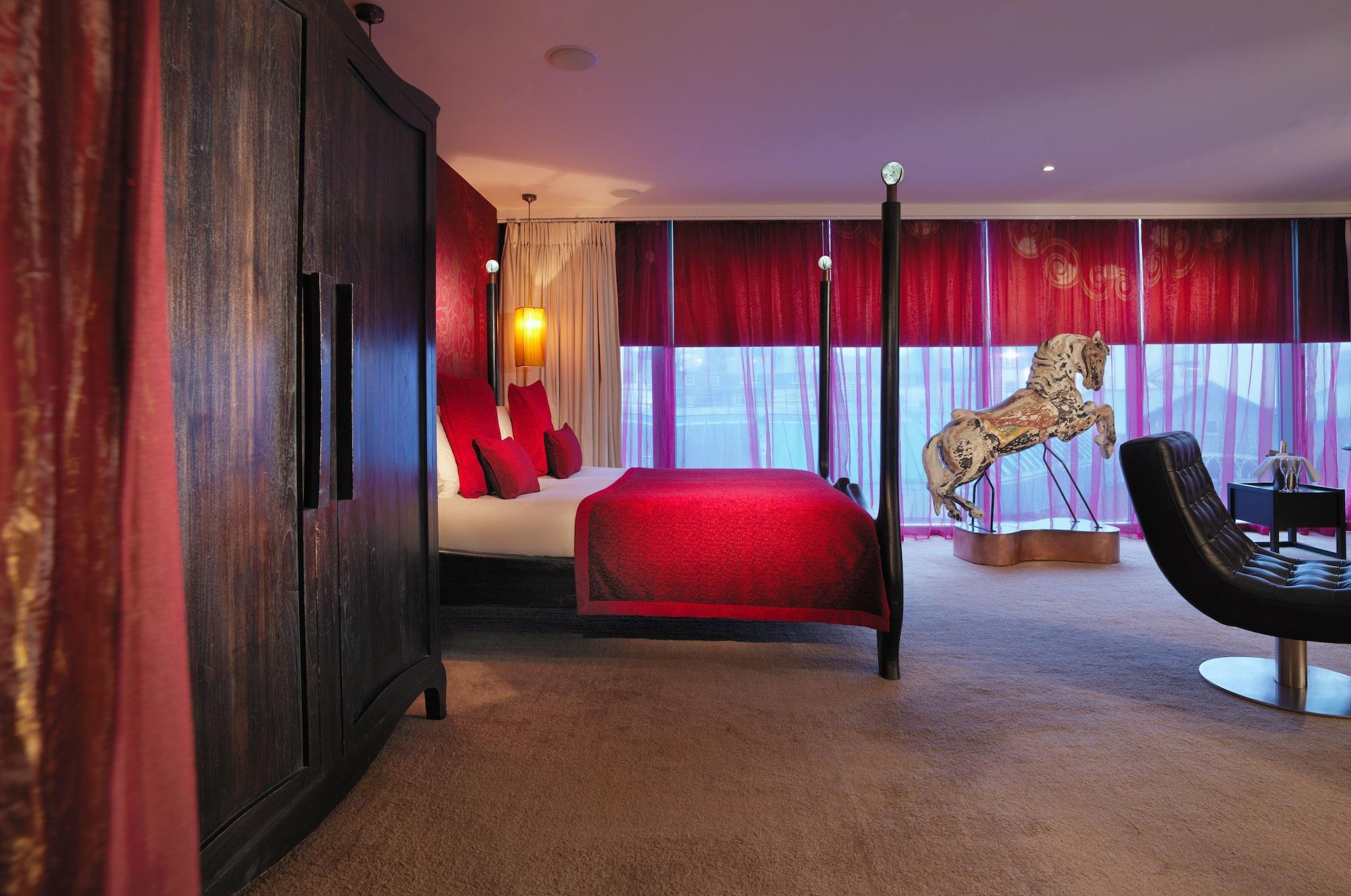 Hotel Numa Brighton Pavilion 4*